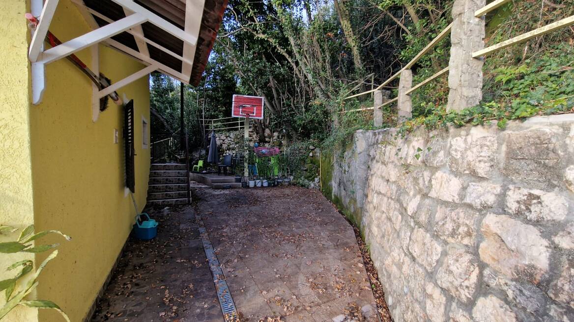 Ratisevina, bb, Herceg Novi
